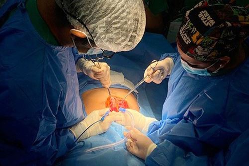 La paciente proveniente de Huánuco fue diagnosticada con espina bífida mielosquisis, el tipo más grave de defecto del tubo neural. Foto: ANDINA/Difusión