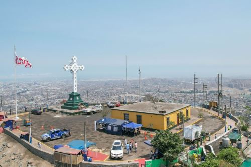 Las brigadas de la Diris Lima Centro se ubicarán en la cima del Cerro San Cristóbal. Foto: Diris Lima Centro