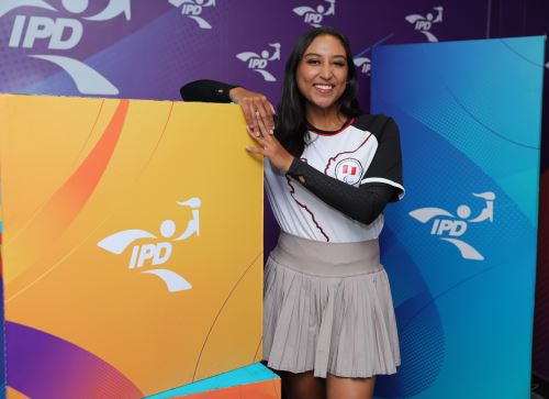 Daniela Campos entrena con fuerza para llegar bien a los Juegos Paralímpicos París 2024