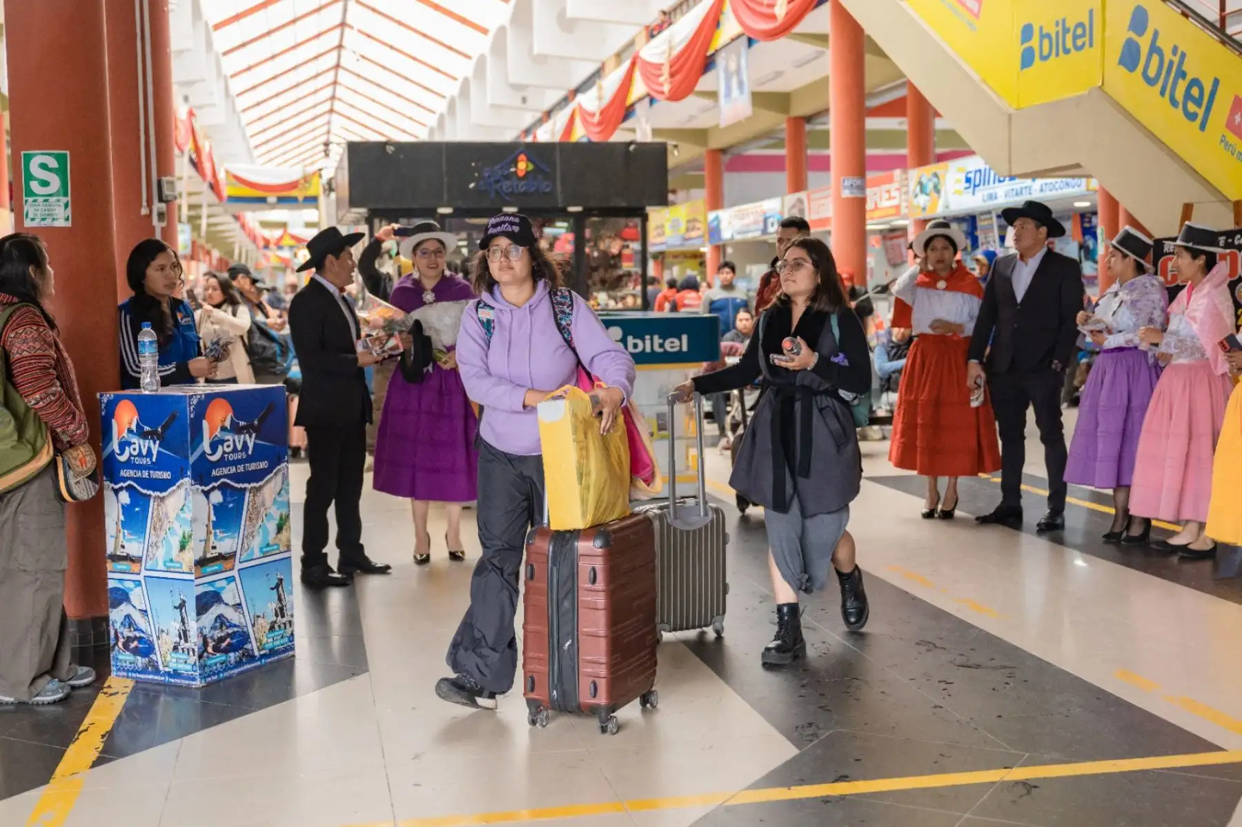 Ayacucho espera el arribo de más de 10,000 turistas durante el feriado largo por Fiestas Patrias y se estima que los días festivos generarán un movimiento económico de alrededor de S/ 10 millones. ANDINA/Difusión