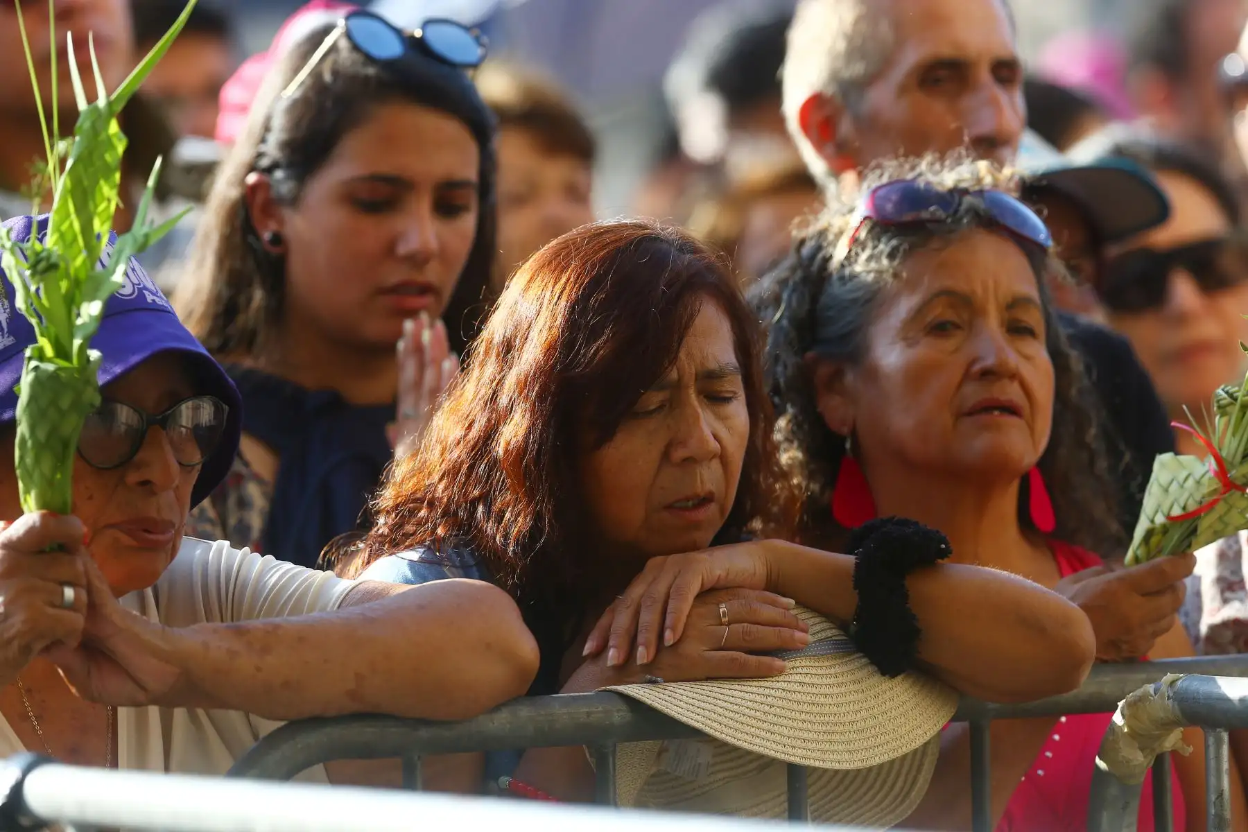 Miles de fieles acuden a las diversas iglesias del cercado de Lima  como parte de las celebraciones en Semana Santa. En la imagen Sagrario de la Catedral de Lima .
Foto: ANDINA/Eddy Ramos