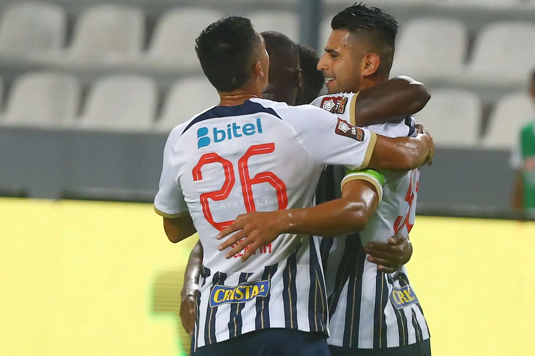 Carlos Zambrano de Alianza Lima celebra su gol anotado ante Los Chankas por la novena jornada del Torneo Apertura de la Liga 1 Te Apuesto en  el Estadio Nacional de Lima. 
Foto: ANDINA/Eddy Ramos
