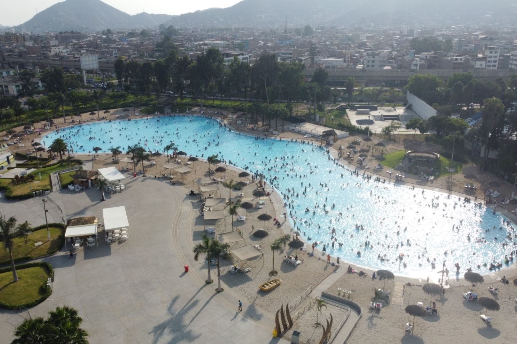 Playa urbana Wiracocha recibió en este verano alrededor de 100,000 bañistas. Foto:ANDINA/Difusión