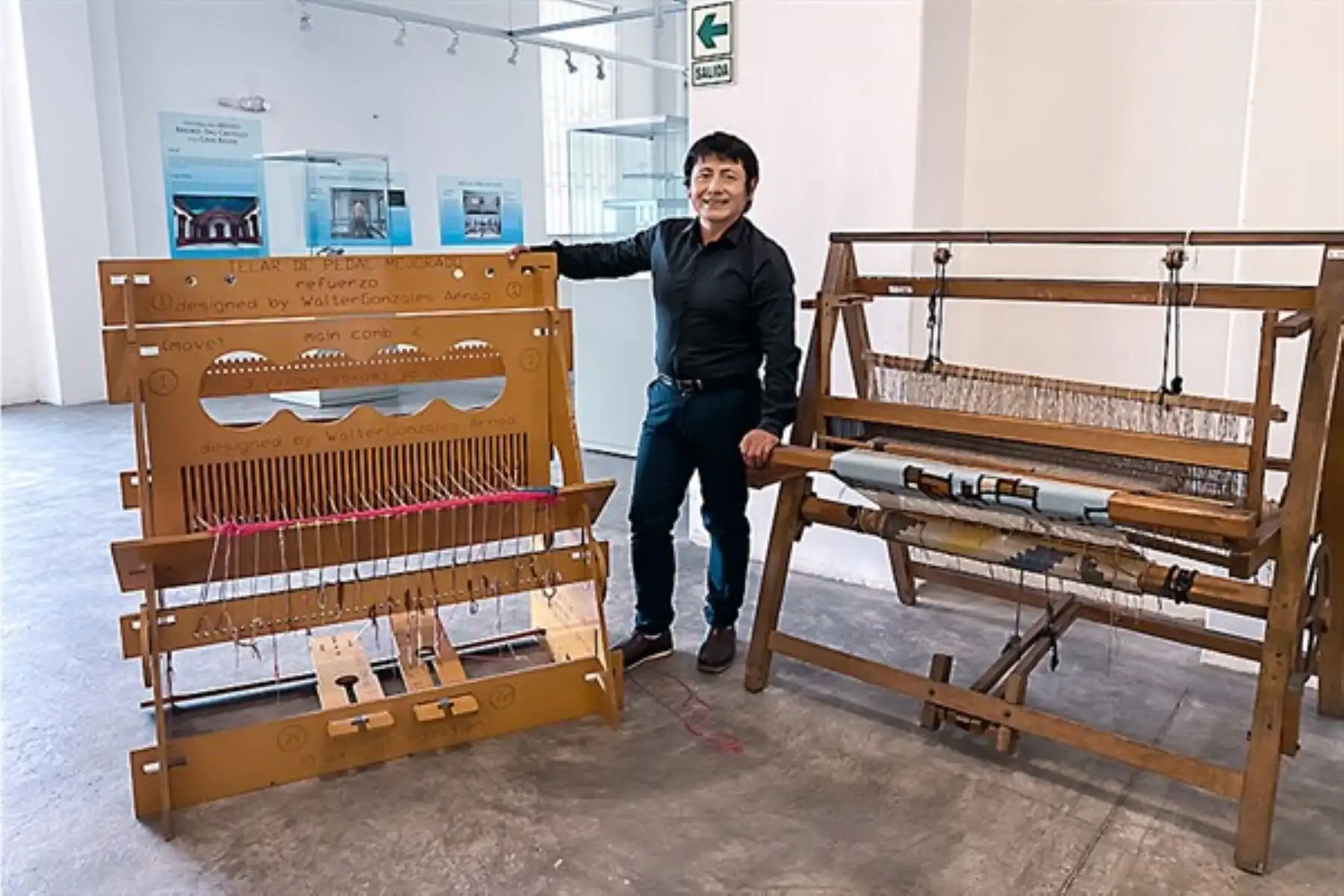 Walter Gonzales destaca en la UNI por integrar la tradición artesanal con la tecnología de vanguardia en su enseñanza.