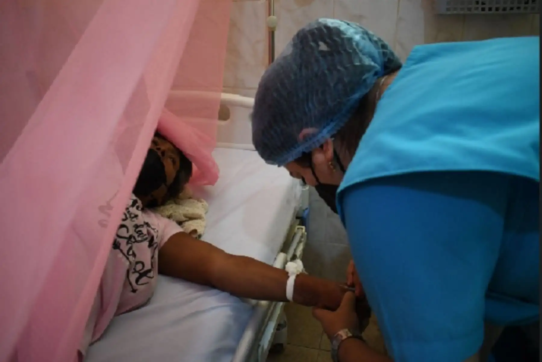 El 40 % de camas Uviclin se encuentran libres, a la fecha, para recibir a los pacientes con dengue. ANDINA/Difusión