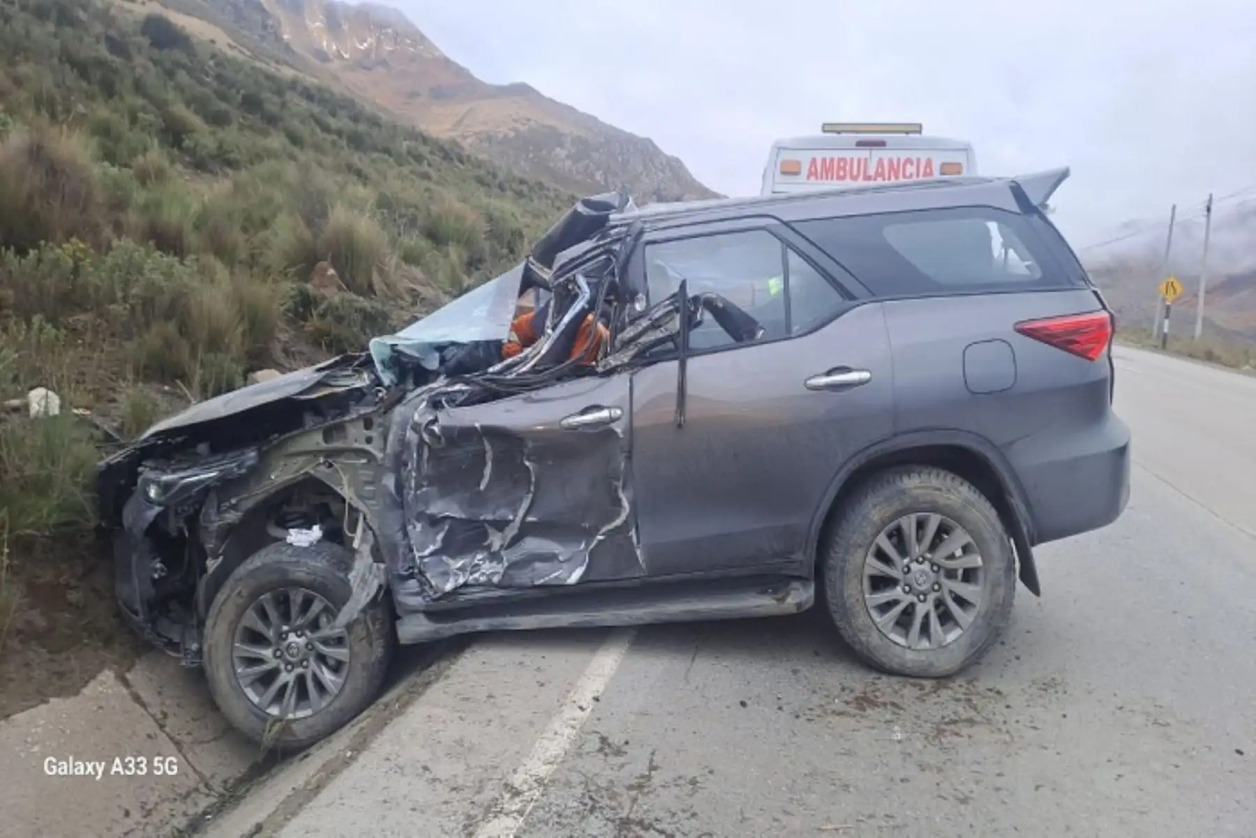 Carretera Central: dos personas heridas en accidente en el km 134 cerca a Ticlio
