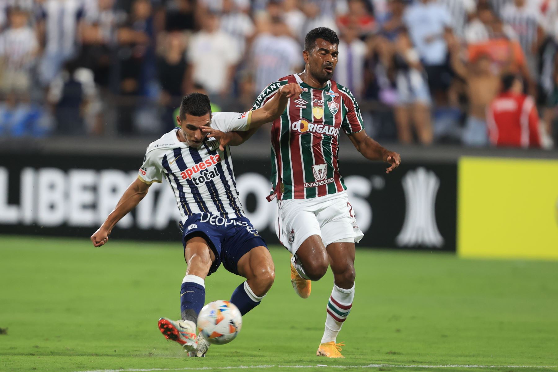 Copa Libertadores Alianza Lima y Fluminense igualaron a un gol en