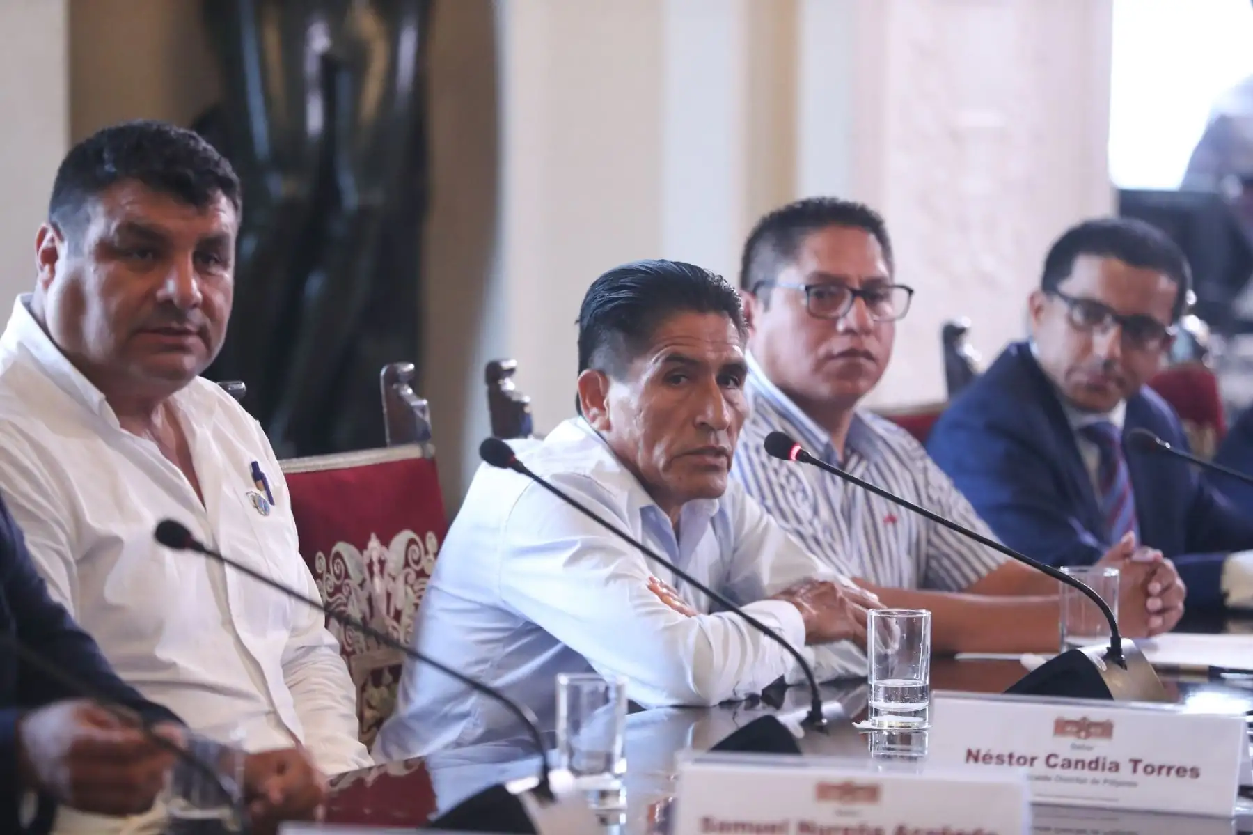 Presidenta Dina Boluarte se reúne con los representantes de la Asociación de Municipalidades Distritales del Perú - AMUDIP. Foto: ANDINA/ Prensa Presidencia