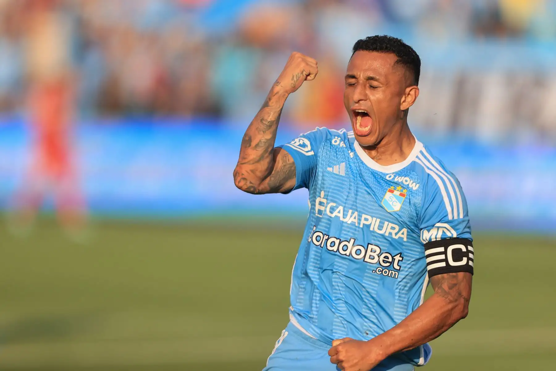 Yoshimar Yotún celebra el segundo gol celeste. Sporting Cristal enfrenta a Sport Huancayo por el Torneo Apertura. Foto: ANDINA/Jhonel Rodríguez Robles