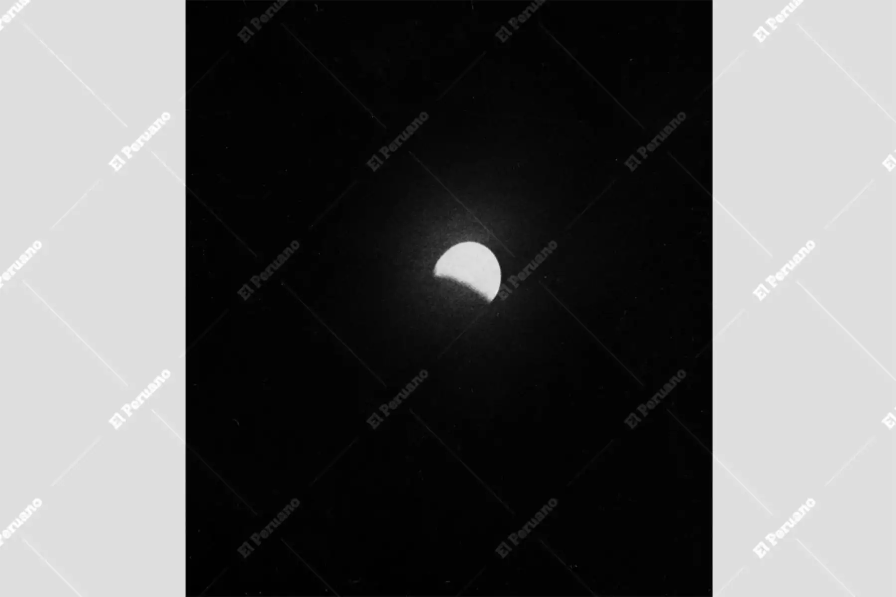 Lima - 17 agosto 1970 / Un eclipse parcial de luna se observó en gran parte del país. Los científicos viajaron hasta las cercanías de Canta. Foto: Archivo Histórico de El Peruano