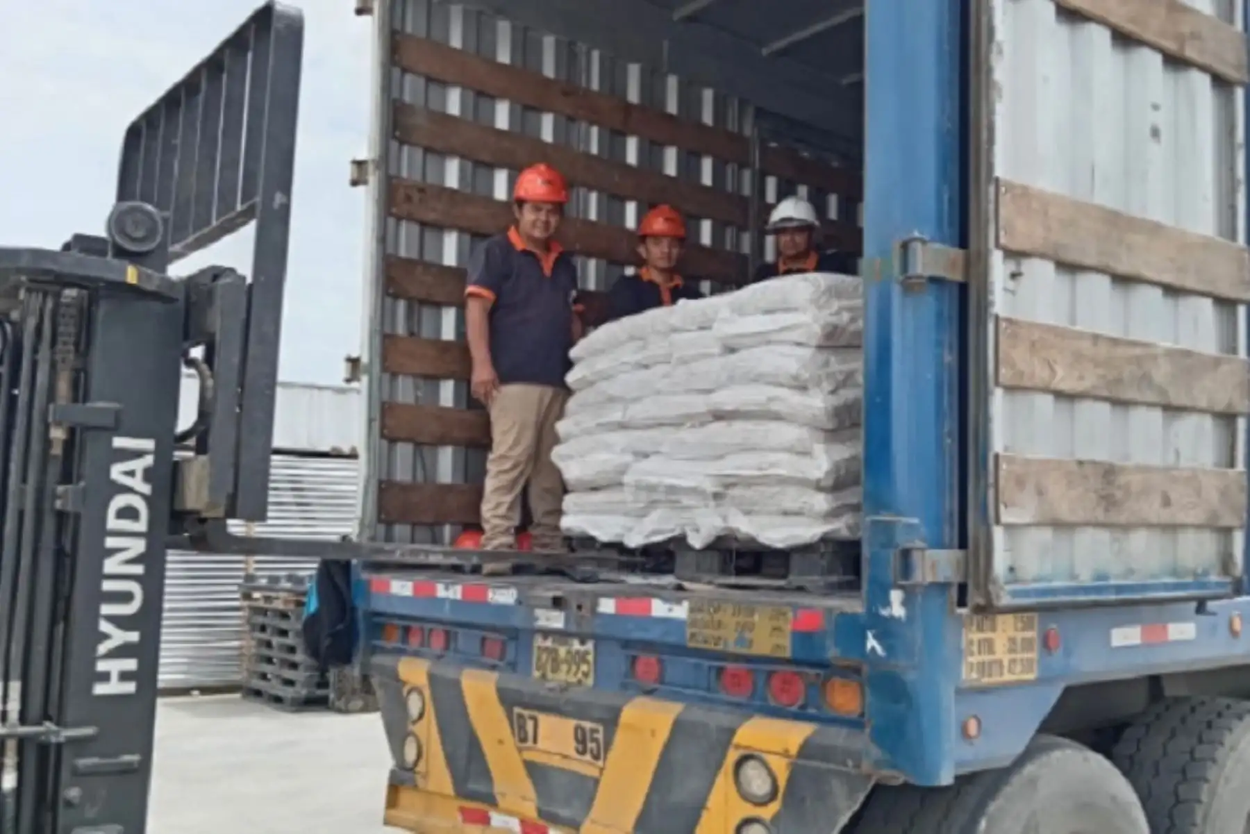 La acción solidaria tiene como objetivo brindar asistencia directa a la población afectada por las lluvias intensas.