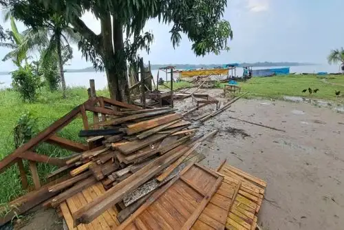 Autoridades locales gestionanl apoyo de ayuda adicional para atender a la población de las localidades de Chiclayo, La Pedrera y Juancito.