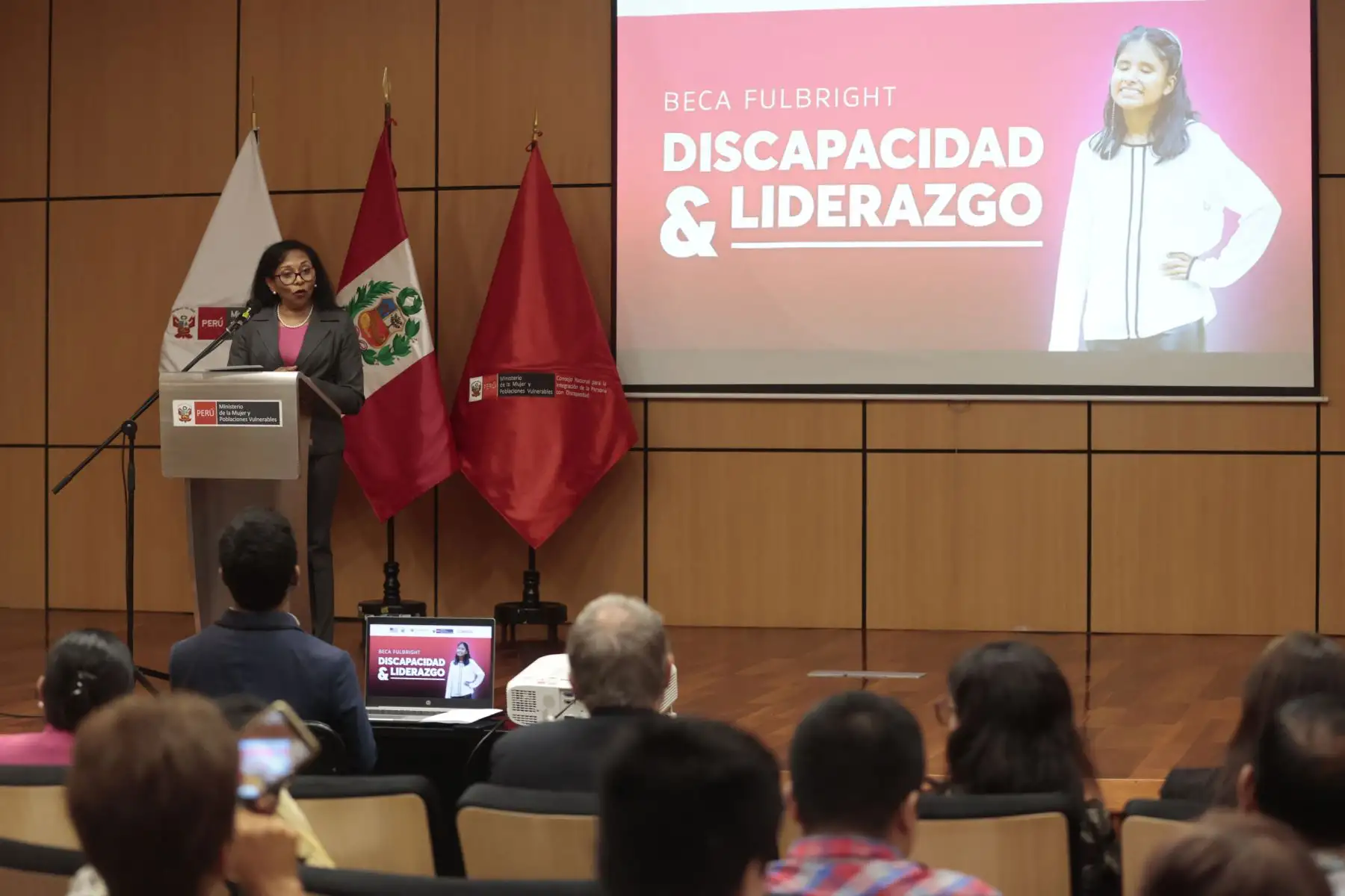 La ministra de la Mujer y Poblaciones Vulnerables, Teresa Hernández, asiste al  lanzamiento de la Beca Fulbright Discapacidad y Liderazgo.
Foto: ANDINA/Vidal Tarqui