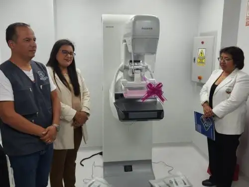 El Hospital de Huaraz cuenta con un nuevo equipo para la detección temprana de cáncer de mama y ayudará a mejorar la atención a pacientes de esa zona de Áncash. ANDINA/Difusión