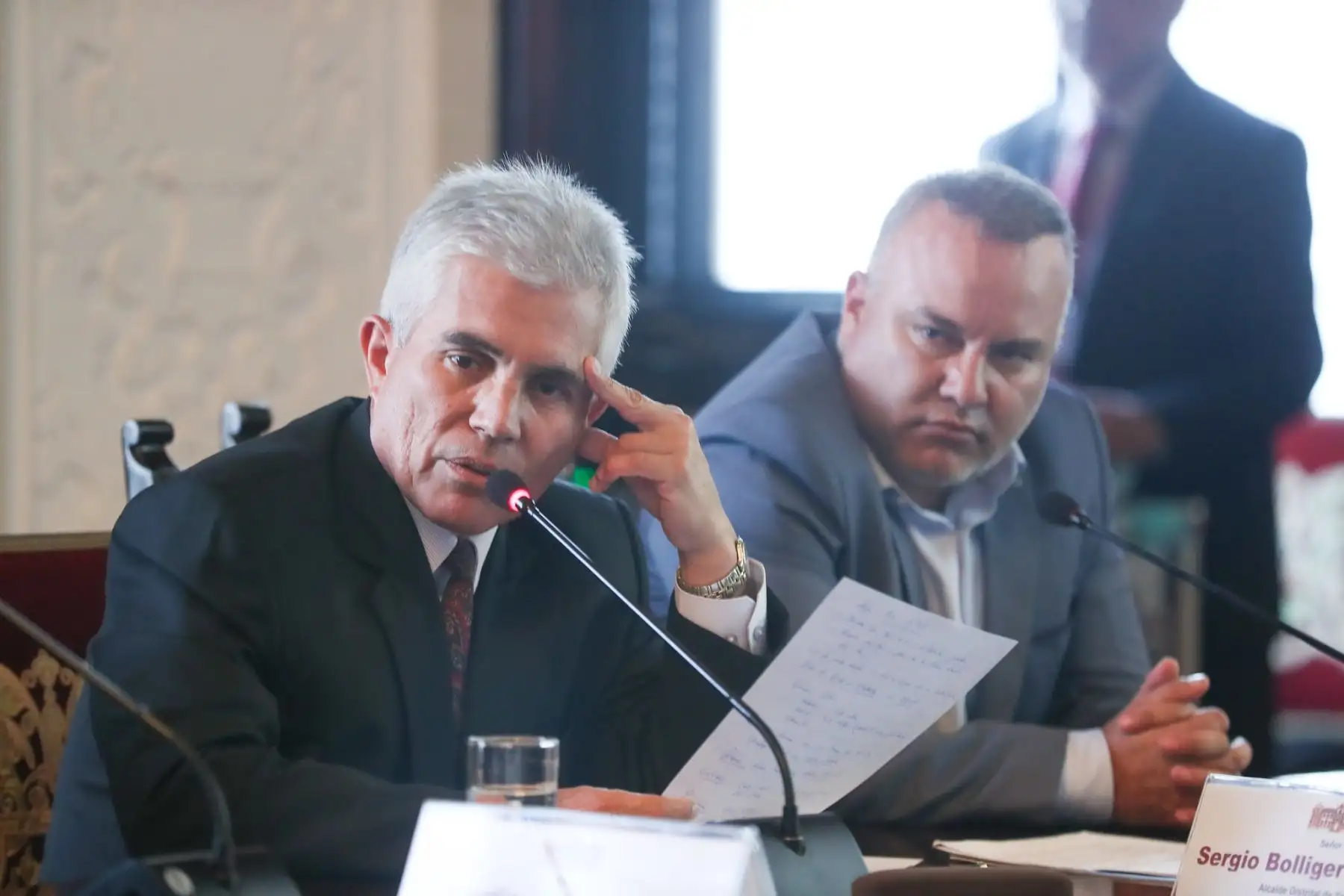 Presidenta de la república, Dina Boluarte, se reunió con el alcalde provincial de Arequipa y los burgomaestres distritales de Yanahuara, Cayma, José Luis Bustamante y Rivero, Paucarpata, Alto Selva Alegre, Miraflores, Mariano Melgar y Uchumayo.
Foto: ANDINA/Prensa Presidencia