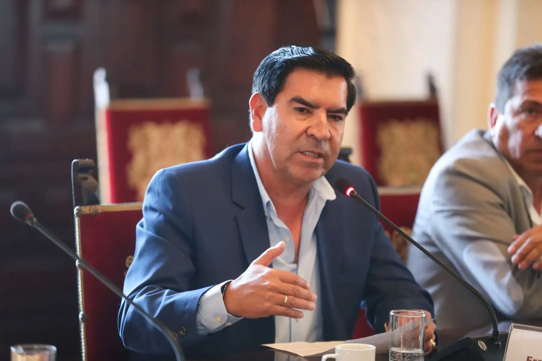 Presidenta de la república, Dina Boluarte, se reunió con el alcalde provincial de Arequipa y los burgomaestres distritales de Yanahuara, Cayma, José Luis Bustamante y Rivero, Paucarpata, Alto Selva Alegre, Miraflores, Mariano Melgar y Uchumayo.
Foto: ANDINA/Prensa Presidencia