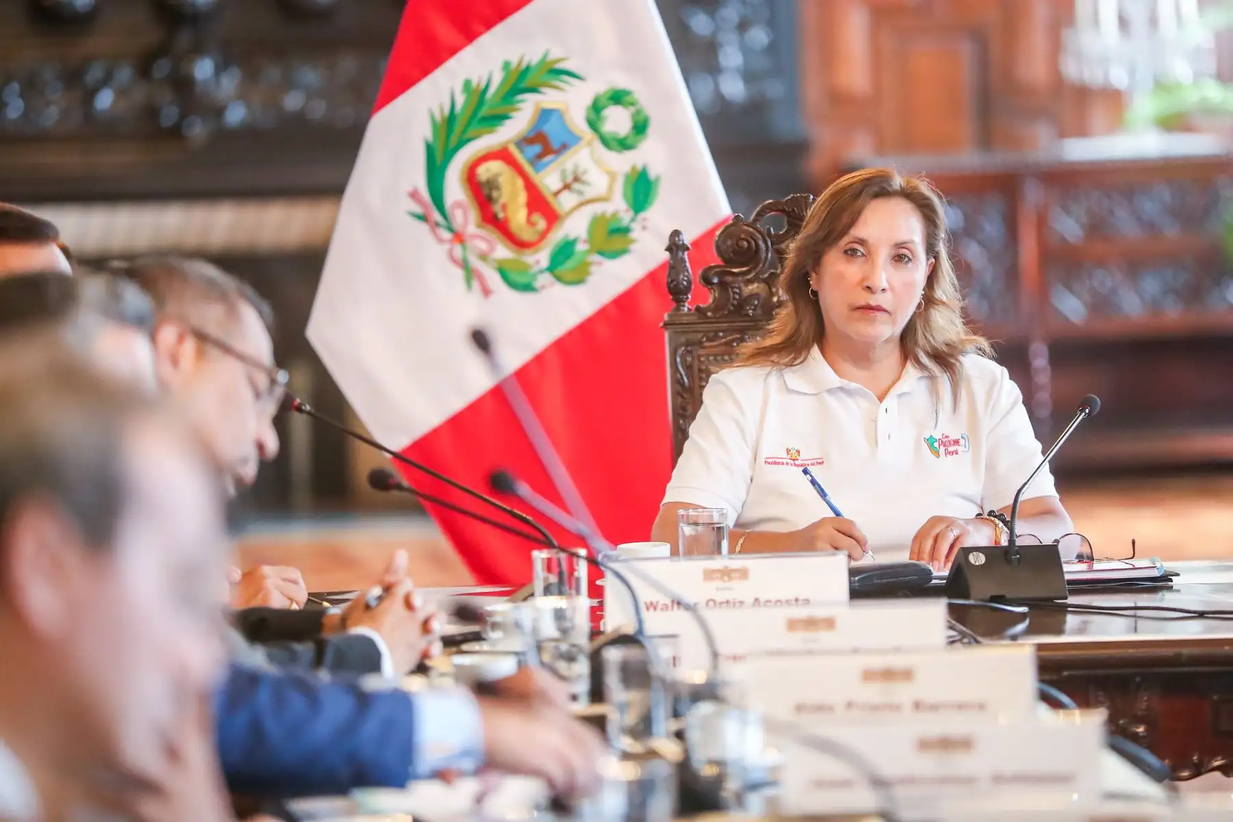 Presidenta de la república, Dina Boluarte, se reunió con el alcalde provincial de Arequipa y los burgomaestres distritales de Yanahuara, Cayma, José Luis Bustamante y Rivero, Paucarpata, Alto Selva Alegre, Miraflores, Mariano Melgar y Uchumayo.
Foto: ANDINA/Prensa Presidencia
