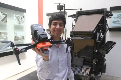 Eribot automatiza el registro de inventarios en los almacenes gracias a la tecnología de visión artificial.ANDINA/Héctor Vinces