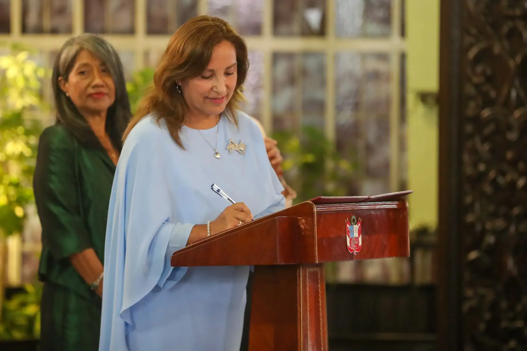 La presidenta de la República, Dina Boluarte, participó en la ceremonia de Promulgación de Ley que establece la creación de la Universidad Nacional Autónoma de Bellas Artes y la Universidad Nacional de Folklore José María Arguedas. Foto: ANDINA/Presidencia