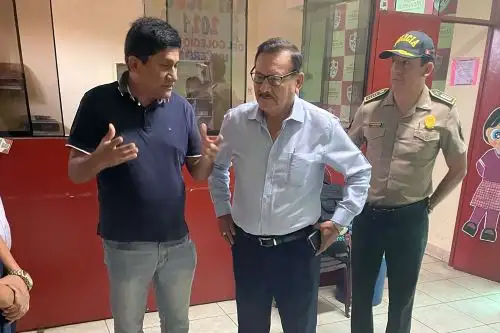 El ministro del Interior, Walter Ortiz, en Los Olivos. Foto: Twitter.