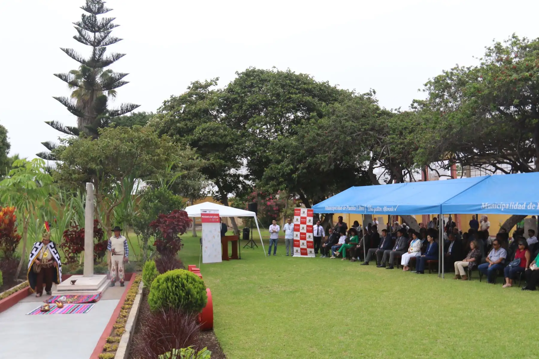En el Museo Nacional de Arqueología, Antropología e Historia del Perú, ubicado en Pueblo Libre, se realizó una ceremonia especial en homenaje por el 144 aniversario del nacimiento de Julio C. Tello, en el marco de las celebraciones del Día del Arqueólogo Peruano. FOTO: ANDINA/Héctor Vinces