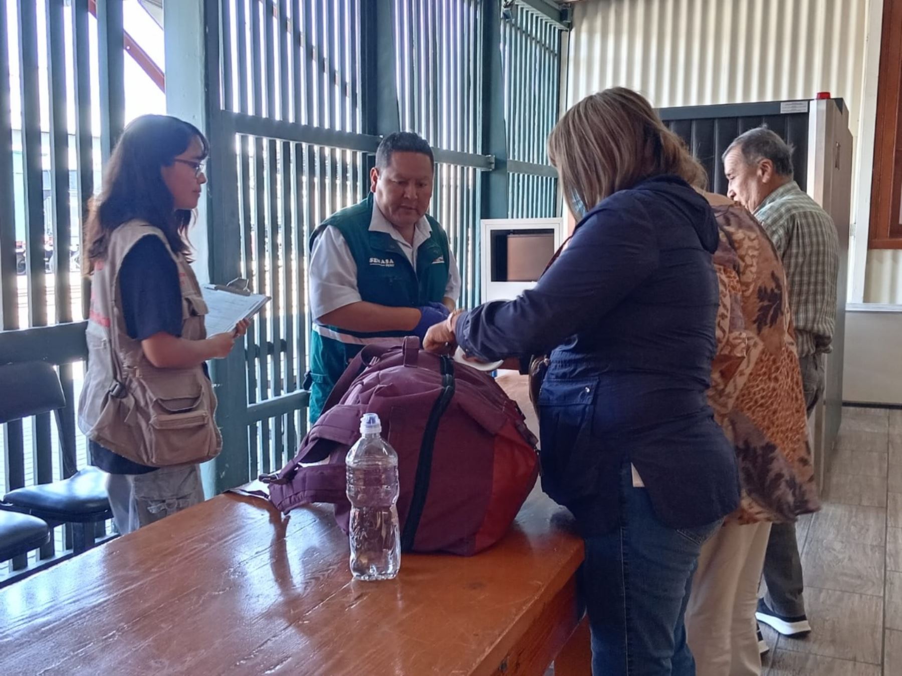 Especialistas del Ministerio de Cultura reiniciaron sus labores para evitar el tráfico de bienes culturales hacia el exterior en los puestos de control fronterizo de Tacna y Puno. ANDINA/Difusión