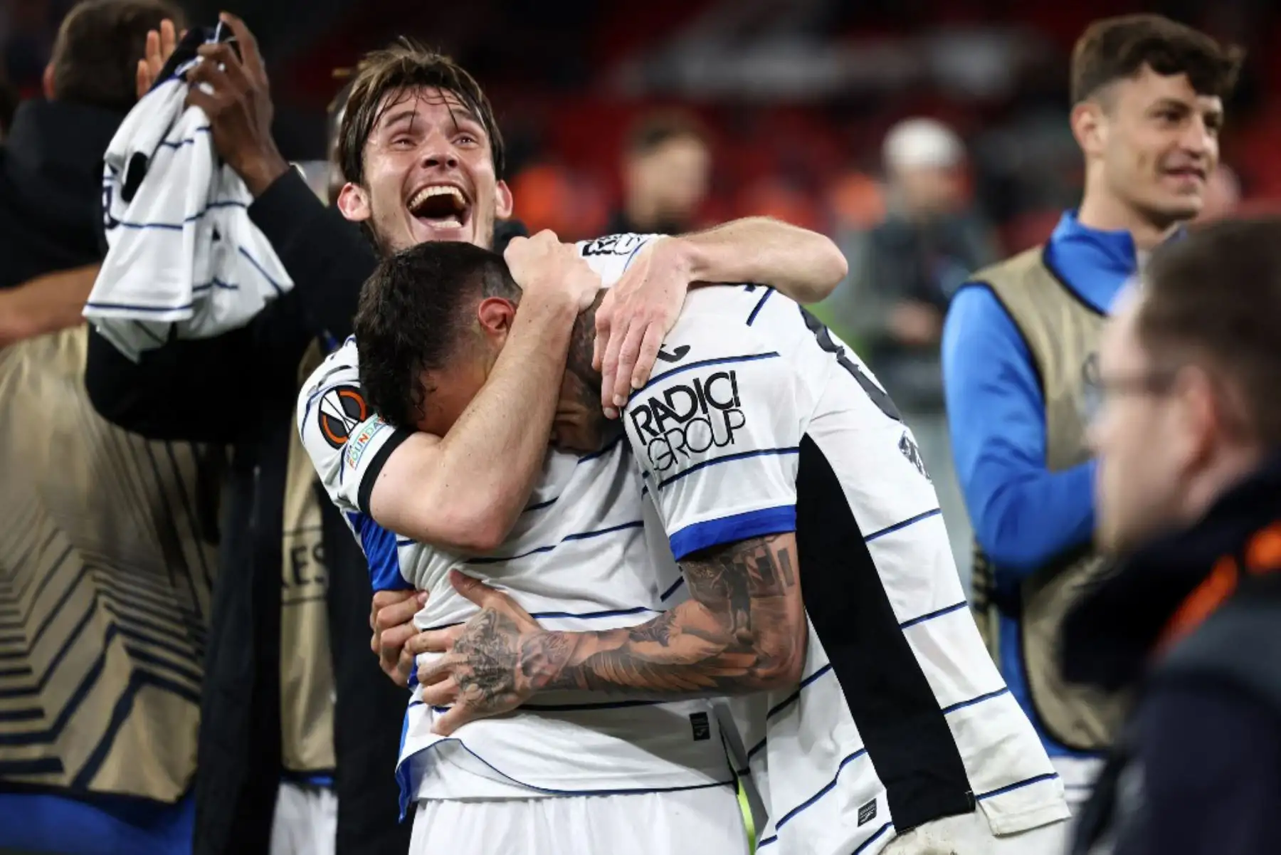 El centrocampista croata del Atalanta Mario Pasalic, celebra marcar el tercer gol del equipo durante el partido de fútbol de ida de cuartos de final de la UEFA Europa League entre Liverpool y Atalanta en Anfield en Liverpool, noroeste de Inglaterra. Foto: AFP
