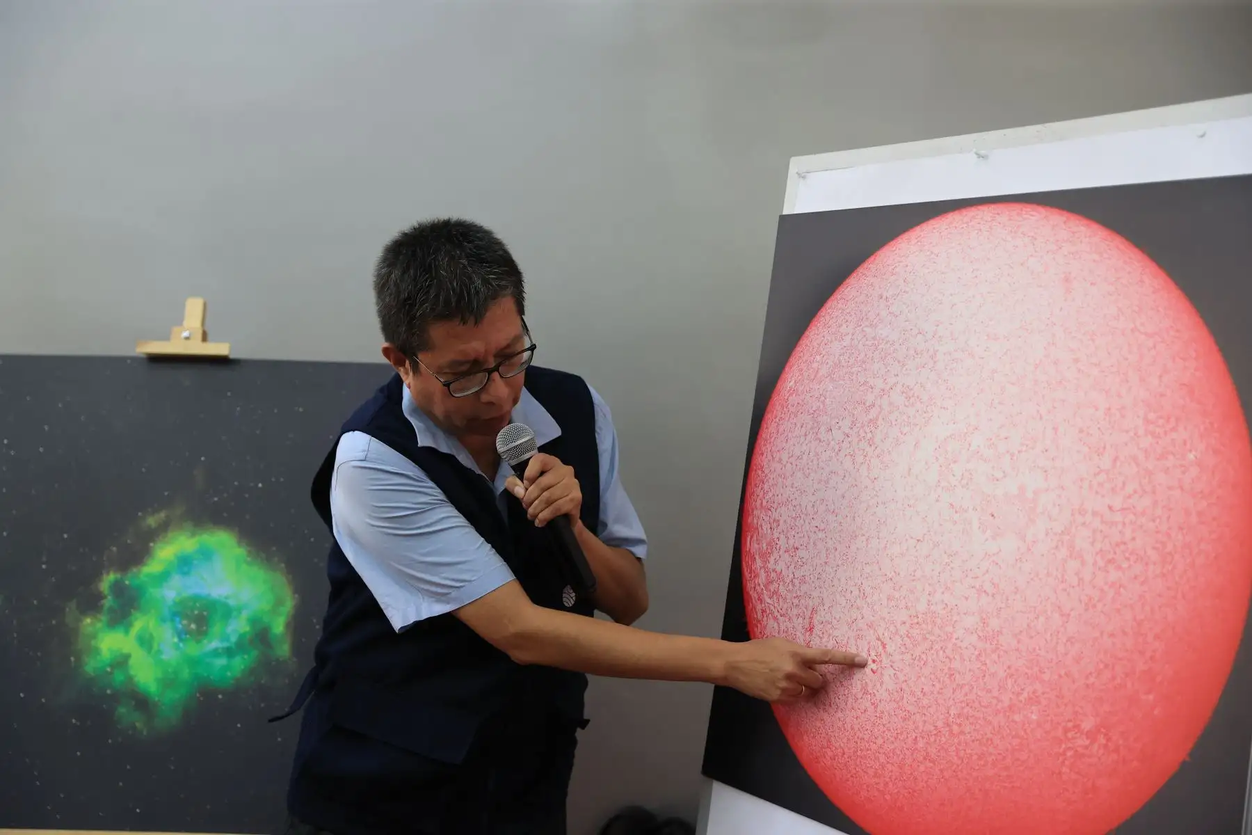 Nobar Baella, Astrónomo e investigador científico del IGP. El IGP y Rusia se unen para potenciar la astronomía en el Perú y el mundo. Durante la conferencia anunciaron la reapertura del Planetario Nacional del IGP. Foto: ANDINA/Jhonel Rodríguez Robles