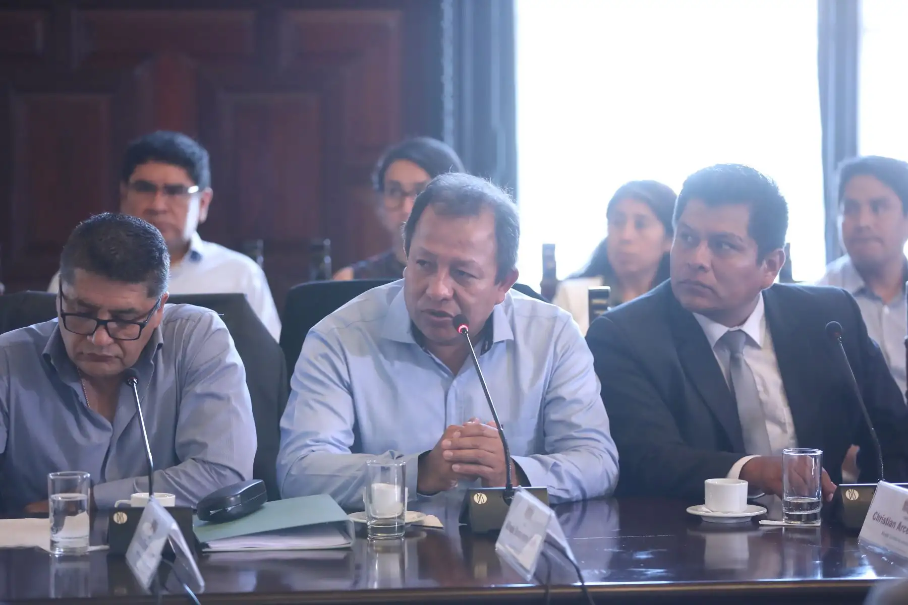 Presidenta Dina Boluarte sostiene reunión de trabajo con congresista, alcaldes y autoridades de la región Arequipa. Foto: ANDINA/ Prensa Presidencia