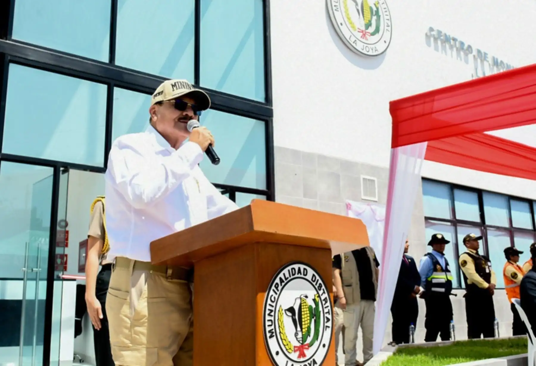 En la localidad de Santa Rosa de Zancobamba, distrito de Chugay, la Poderosa volvió a sufrr un atentado en la línea de transmisión LT 6050 de 60 kv. ANDINA/Difusión