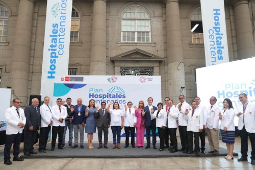 Presidenta Dina Boluarte participa en lanzamiento de Plan Hospitales Centenarios