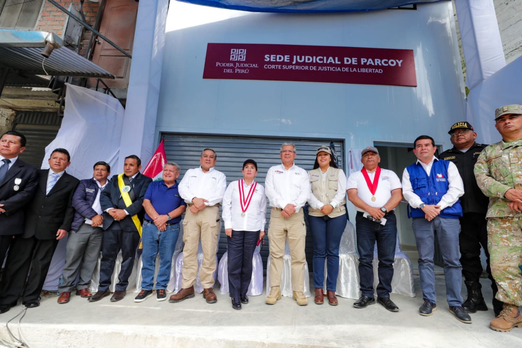 Autoridades del Ejecutivo y del PJ inauguran sede judicial en Parcoy, Pataz