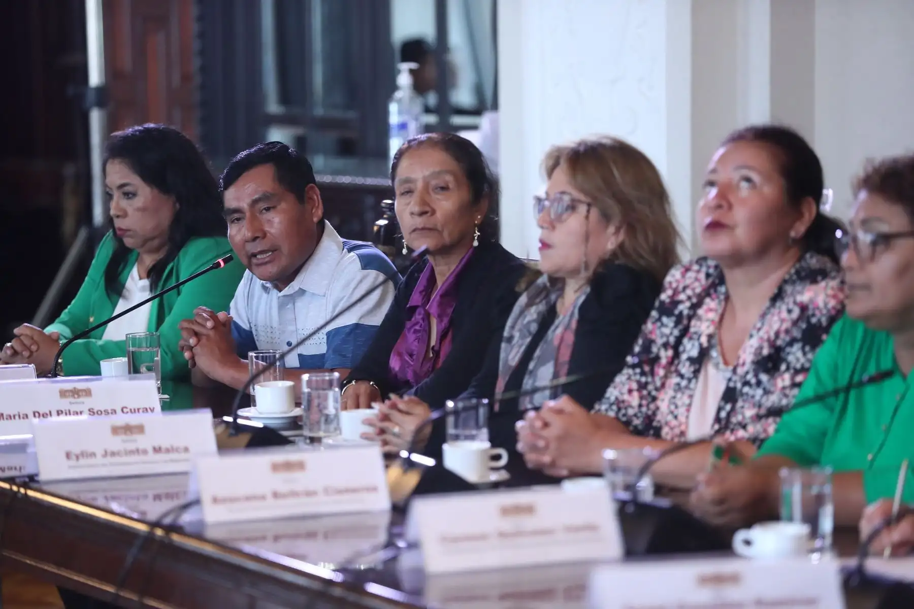 Presidenta Dina Boluarte, lidera reunión de trabajo con colectivos que representan a jóvenes y pueblos de la región Áncash.
Foto: ANDINA/Prensa Presidencia