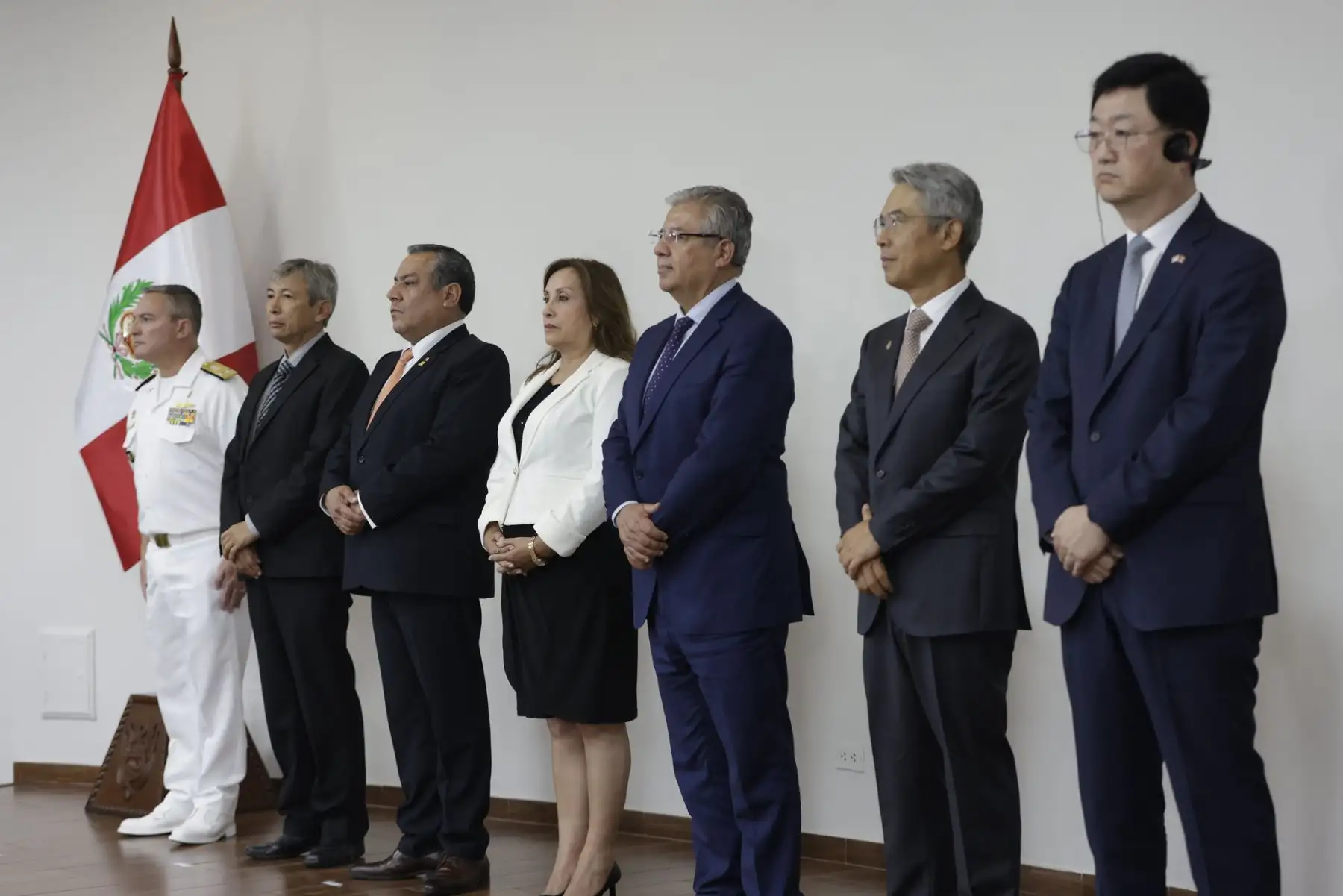 Presidenta Dina Boluarte participa de la suscripción del contrato entre SIMA y HD Hyundai Heavy Industries, para la coproducción de 4 unidades navales.
Foto: ANDINA/Prensa Presidencia