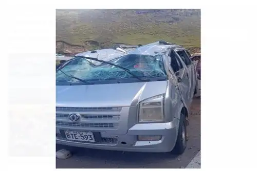 Catorce de los heridos fueron trasladados de emergencia al Hospital Departamental de Huancavelica. Una pasajera fue llevada al nosocomio de EsSalud con lesiones de consideración.
