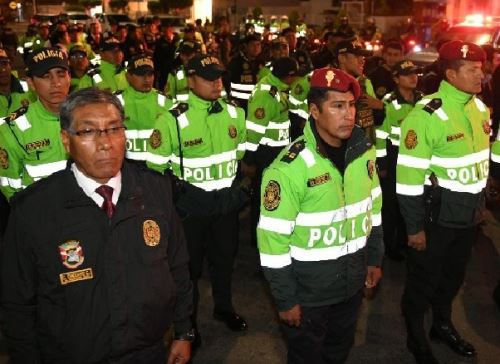 El Ministerio del Interior se comprometió a reforzar la seguridad ciudadana en la ciudad de Arequipa que fue declarada en estado de emergencia ante la creciente ola de delincuencia.