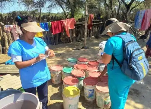 Personal de salud de Lambayeque redobla acciones para combatir el dengue. En el distrito de Pacora se realizan acciones de control larvario para evitar la presencia del zancudo transmisor de la enfermedad. Foto: ANDINA/difusión.