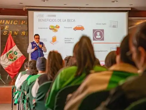 Estudiantes de Cajamarca y Cusco conocen oportunidades y ventajas que otorgan las becas para acceder a la educación superior, informó Pronabec. ANDINA/Difusión