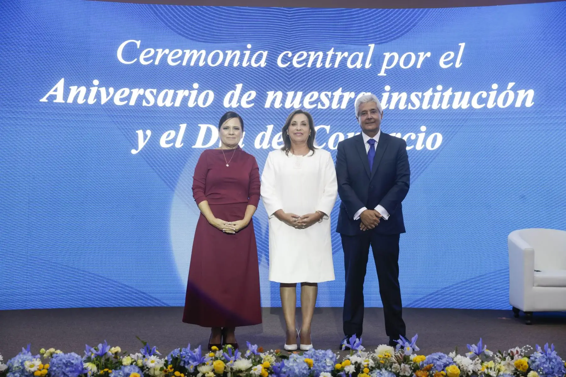 Presidenta de la república, Dina Boluarte, participó en la ceremonia por el 136° Aniversario de la Cámara de Comercio de Lima - CCL y Día del Comercio.
 Foto: ANDINA/Presidencia Perú