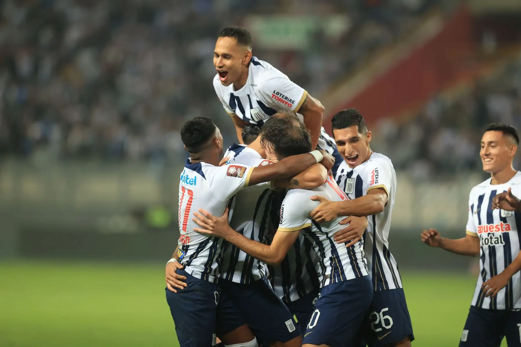 Con un gol tempranero de Cristian Neira (6