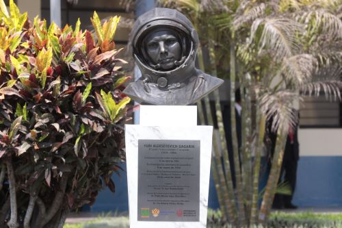 UNI: Homenaje a Yuri Gagarin, el primer cosmonauta en orbitar la tierra