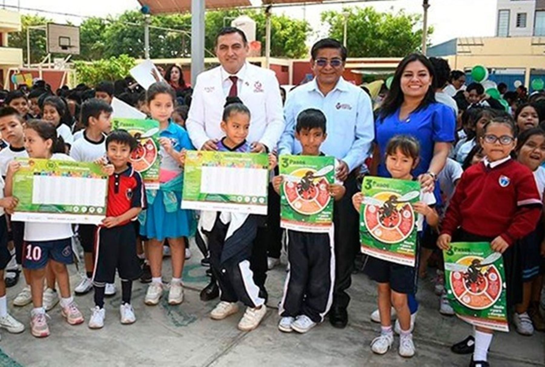 El Ministerio de Salud, a través de la Gerencia Regional de Salud (Geresa) de Lambayeque, lanzó la campaña "Cole Seguro: sin Dengue y sin zancudos", con el objetivo de prevenir la propagación del dengue en la región.