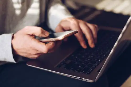 Hay que tener cuidado con el uso de información financiera personal al conectarse con las apuestas en línea. ANDINA/Difusión