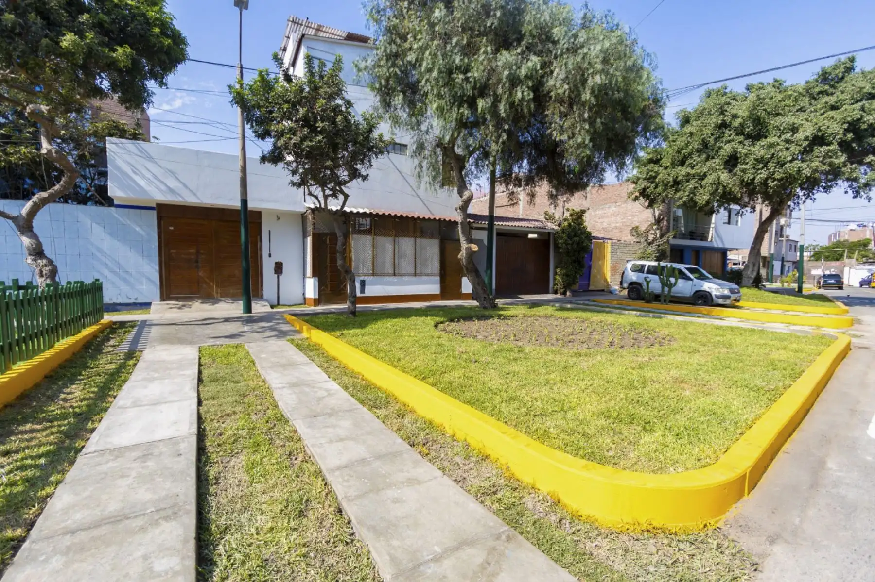 En el marco del programa  Surco Barrio, programa de recuperación urbana que pone en valor zonas que durante mucho tiempo han estado abandonadas en el distrito, Hoy entregamos la primera zona recuperada ubicada en el JR. María Parado de Bellido. Foto: Municipalidad de Surco