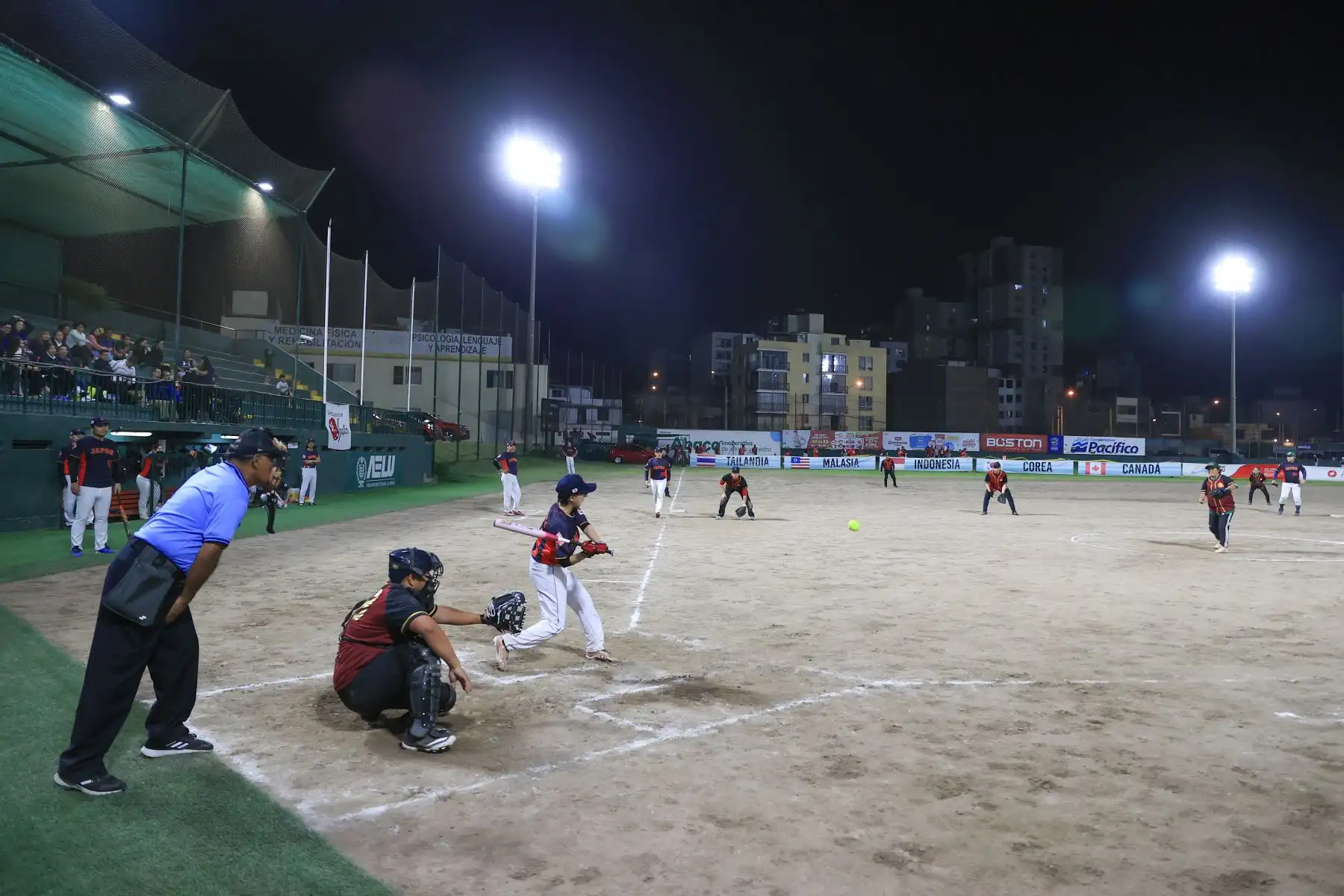 Se dio inicio al II Torneo de Softbol Interembajadas Apec Perú 2024 donde participan los equipos de Japón, Australia, Canadá, Chile, Corea, USA, Indonesia, Malasia y Tailandia. Foto: ANDINA/Jhonel Rodríguez Robles