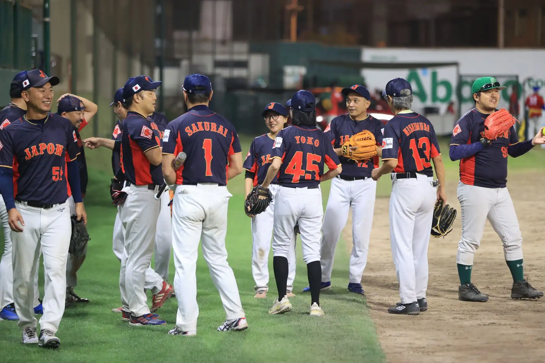 Se dio inicio al II Torneo de Softbol Interembajadas Apec Perú 2024 donde participan los equipos de Japón, Australia, Canadá, Chile, Corea, USA, Indonesia, Malasia y Tailandia. Foto: ANDINA/Jhonel Rodríguez Robles