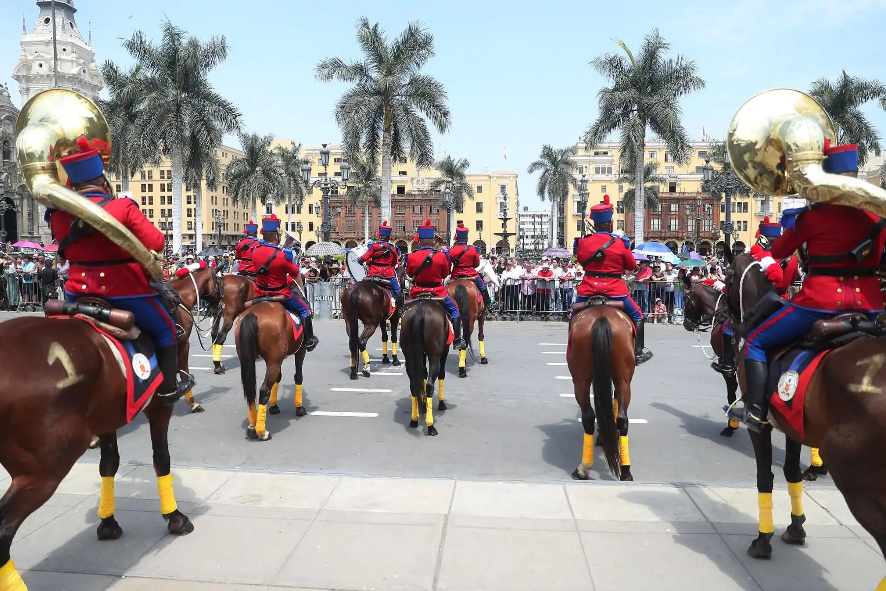 Tradicional cambio de guardia en Palacio de Gobierno. Foto: Presidencia