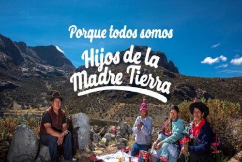 Todos los peruanos podemos contribuir con el cuidado de nuestra madre tierra con diversas acciones cotidianas.
