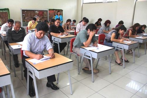 Más de 237,000 docentes se han inscrito en el concurso para acceder a una de las 50,000 plazas. Foto: Andina/Difusión
