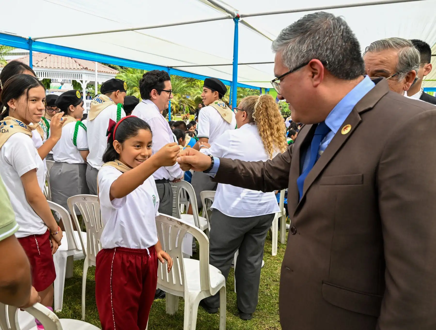 El ministro del Ambiente, Juan Carlos Castro Vargas, acompañado por el alcalde de la Victoria, Rubén Cano, participó en la conmemoración del Día Internacional de la Madre Tierra en La Victoria y Jesús María. Foto:Ministerio del Ambiente